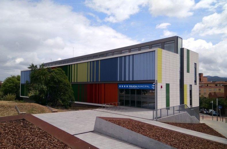 Mollet a web amb el comerç, l’industria i les institucions, la nova guia de Mollet del Vallès, nova Policia Municipal