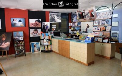 Estudio de fotografía en Mollet del Vallès, Foto Sánchez fotógrafo bodas, bebés y embarazadas.