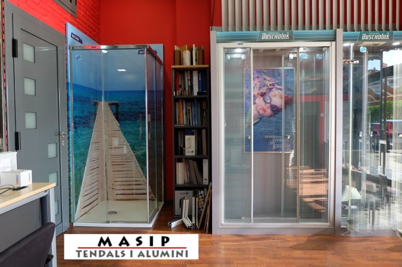 Tendals i aluminis Masip, Mollet del Vallès, Barcelona, carpintería metálica en aluminio, baños, cocinas, mamparas ducha y baño, cerramientos, toldos y rejas