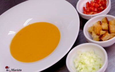 Restaurante La Marieta,Mollet del Valles, Barcelona, gazpacho , Menú degustación. Todos los viernes 25€ y los sábados 30€ , incluye mariscada