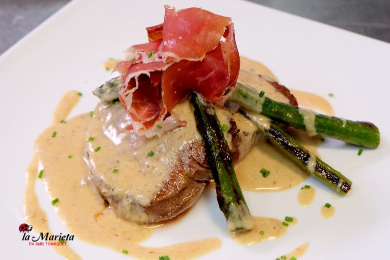 Restaurante La Marieta,Mollet del Valles, Barcelona , Menú degustación. Todos los viernes 25€ y sábados 30€ incluye mariscada