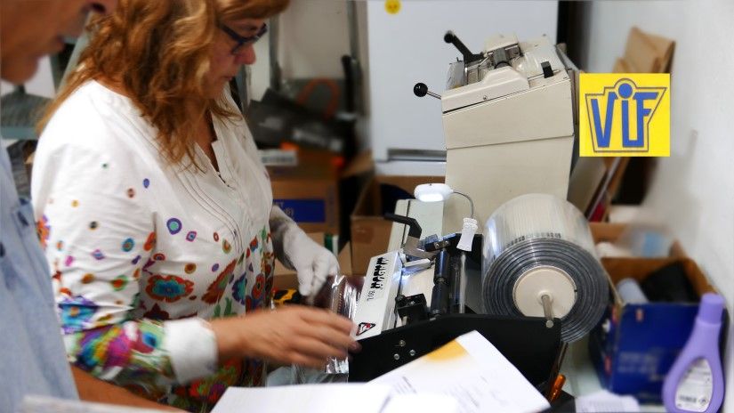 Fotos de DNI, carnet, pasaporte cerca de mi en Barcelona, Colorvif tienda laboratorio fotográfico